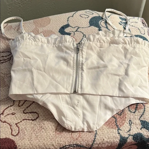 #1042+ White Bustier Top - Picture 5 of 10